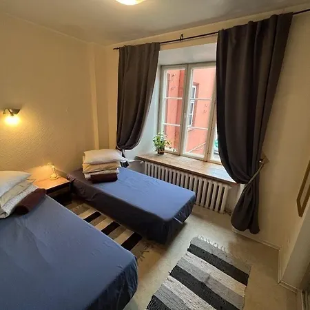 Hotel Zinc Old Town *
